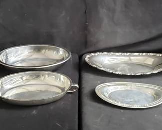 Lot # : 302 - Group of silver plated serve ware