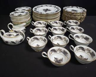 Lot # : 438 - 63 pcs Royal Crown Derby portman oak pattern