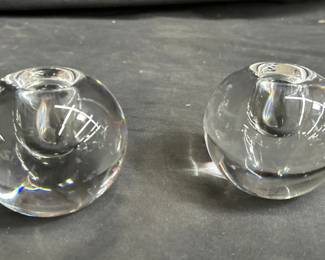 Lot # : 521 - Oreffors crystal orb candle holder
