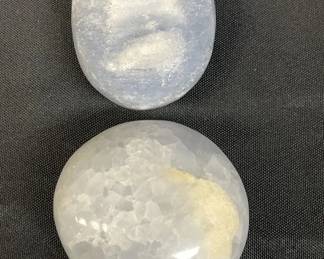 Lot # : 450v - Group of 2 polished blue calcite specimen