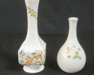 Lot # : 376 - Pair of English porcelain vases