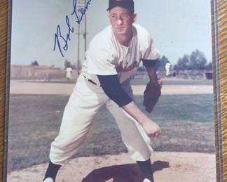 Lot # : 333a - Bob Lemon Baseball Hall of Fame pitcher autograph