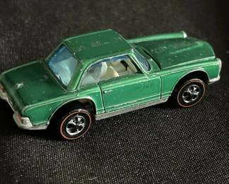 Lot # : 702v - 1969 Hot Wheels Mercedes-Benz 280SL Redline car