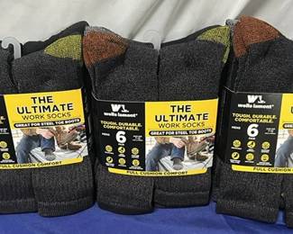 Lot # : 391 - Wells Lamont bundle 18 pairs