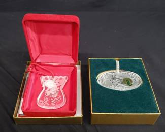 Lot # : 510 - Pair of Waterford crystal Christmas ornaments