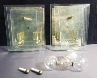 Lot # : 535 - Mid century beveled glass and brass sconce