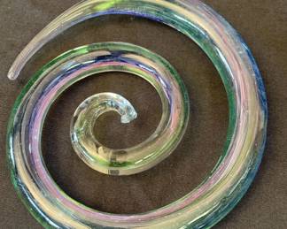 Lot # : 314z - Hand blown swirl glass decor