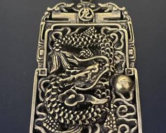 Lot # : 676v - Chinese bronze amulet