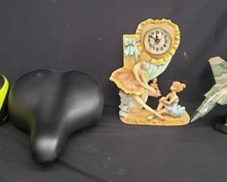 Lot # : 647 - Box of miscellaneous items