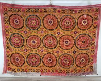 Lot # : 132 - Vintage floral embroidery tapestry