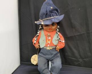Lot # : 712 - Signed Sioux drummer doll "Happiness"