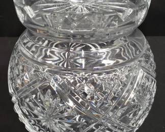 Lot # : 127 - Waterford crystal biscuit barrel