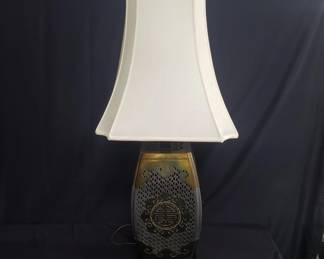Lot # : 414 - Chinese brass and pewter garden stool table lamp