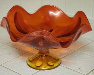 Lot # : 304d - Vintage orange-yellow candy dish