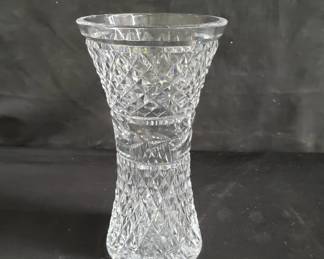 Lot # : 110 - Waterford crystal vase