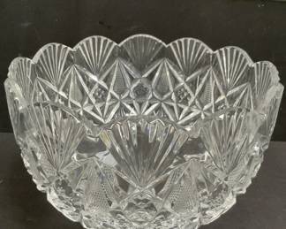 Lot # : 343 - Waterford society Sinclair center bowl signed
