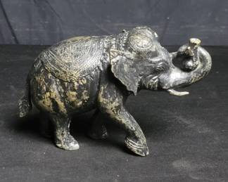 Lot # : 622 - Vintage brass elephant sculpture