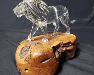 Lot # : 735 - Galleria dela Ragione Lion sculpture