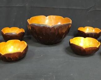 Lot # : 597 - Group of carved wood bowls