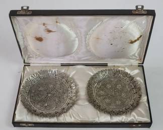 Lot # : 210 - Pair of antique silver filigree bowls