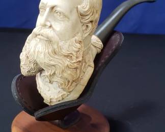 Lot # : 543 - Hand-carved meerschaum smoking pipe with stand