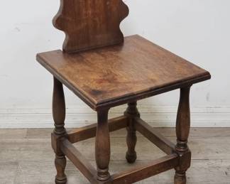 Lot # : 684 - Vintage oak child's side chair