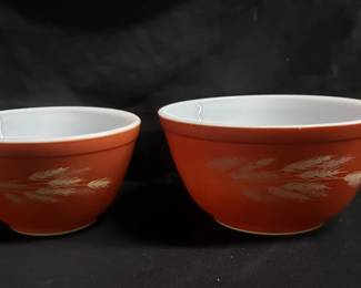 Lot # : 421 - Vintage Pyrex Autumn Harvest Wheat bowls