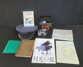 Lot # : 716 - Box of miscellaneous