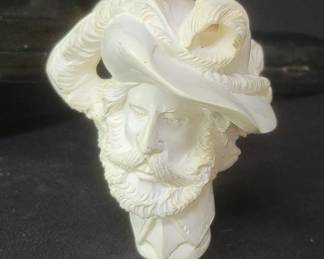 Lot # : 533 - Antique hand carved meerschaum smoking pipe