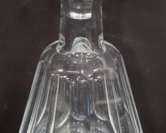 Lot # : 126 - Baccarat crystal decanter