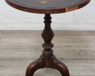 Lot # : 68 - Vintage mahogany leather top side table, as is