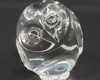 Lot # : 634 - Steuben crystal owl paperweight