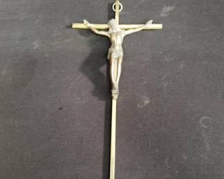 Lot # : 470 - Vintage brass crucifix