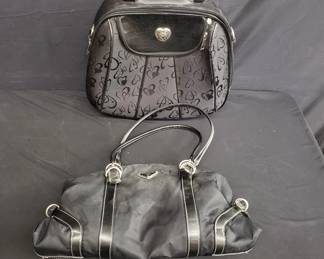 Lot # : 665 - Pair of women's handbags