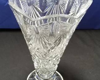 Lot # : 205 - Waterford crystal vase