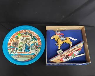 Lot # : 717 - Roy Rodgers serving tray and wind up tin toy