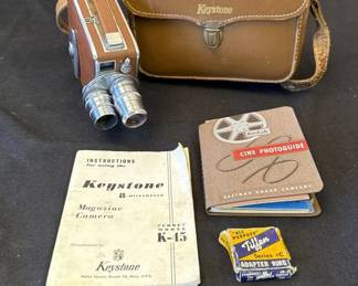 Lot # : 237z - Vintage Keystone Riviera 8mm movie camera