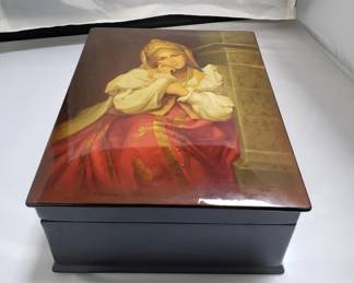 Lot # : 79 - Signed hand painted Russian lacquer box