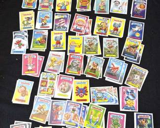 Lot # : 252z - Group of Garbage Patch Kids cards