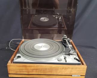 Lot # : 565 - Dual 1229q turntable