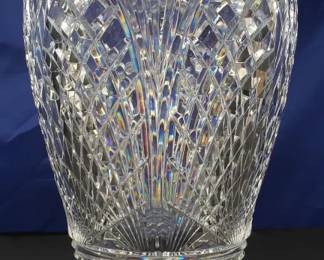 Lot # : 138 - Signed Waterford crystal vase