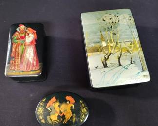 Lot # : 93 - Russian hand painted signed lacquer boxes