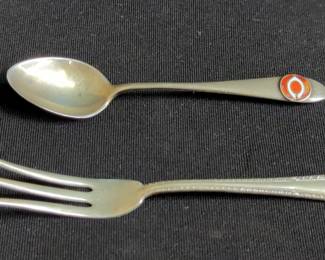 Lot # : 147 - Pair of sterling silver small flatware