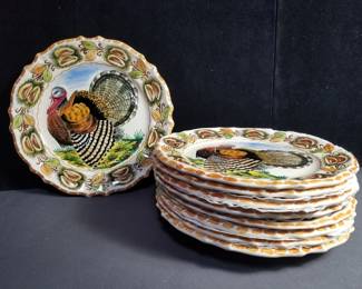 Lot # : 538 - Group of 9 hand painted turkey dinner plates