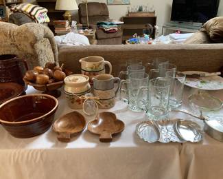 crockery, amberstone brownware, golf mugs, etc.