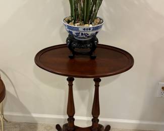 Antique accent table