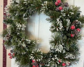 Holiday wreath