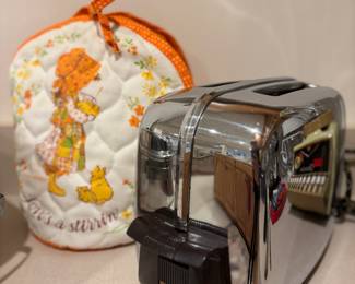 Antique ToastMaster toaster
