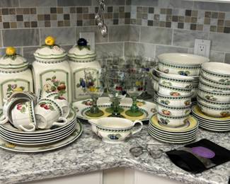 Villeroy and Boch French Garden dish set