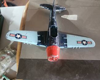 Metal airplane toy